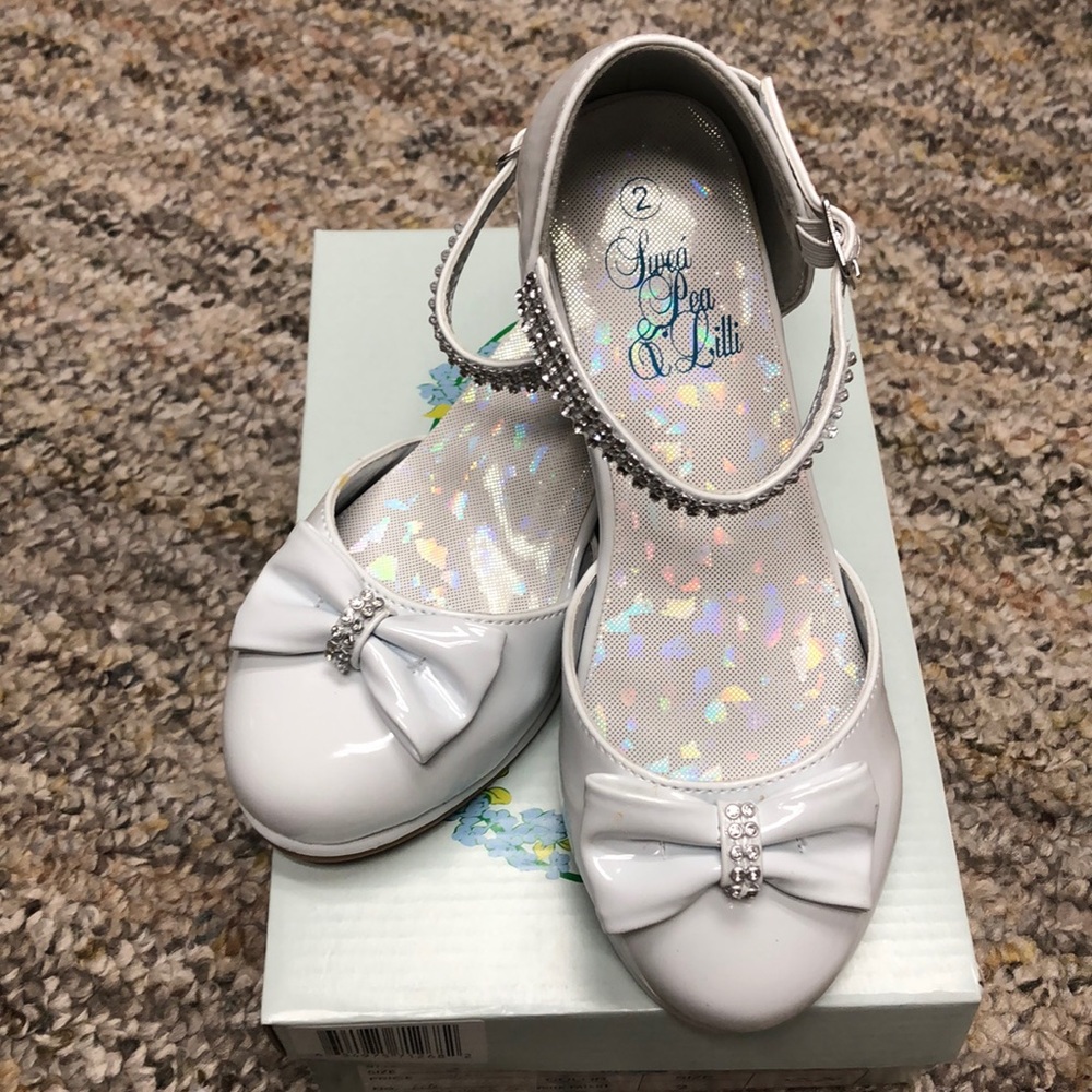 Bella White Patent Dress shoes